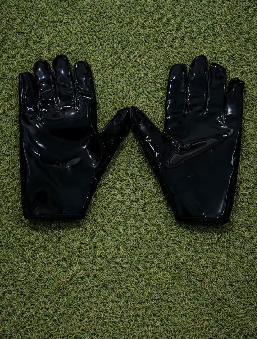 spider web football gloves ￼