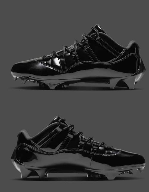 BLACK JORDAN 11 CLEATS
